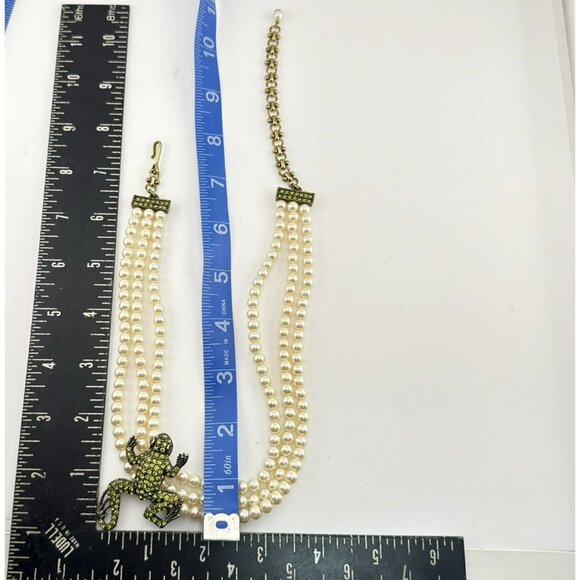 Heidi Daus Necklace Frog Toad Green Kissing Frog Pearl Crystal Triple Strand - Picture 2 of 15